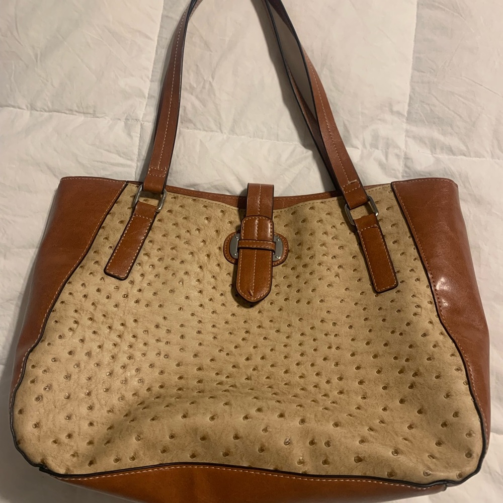 👜 Two-tone Textured Leather Satchel 👜